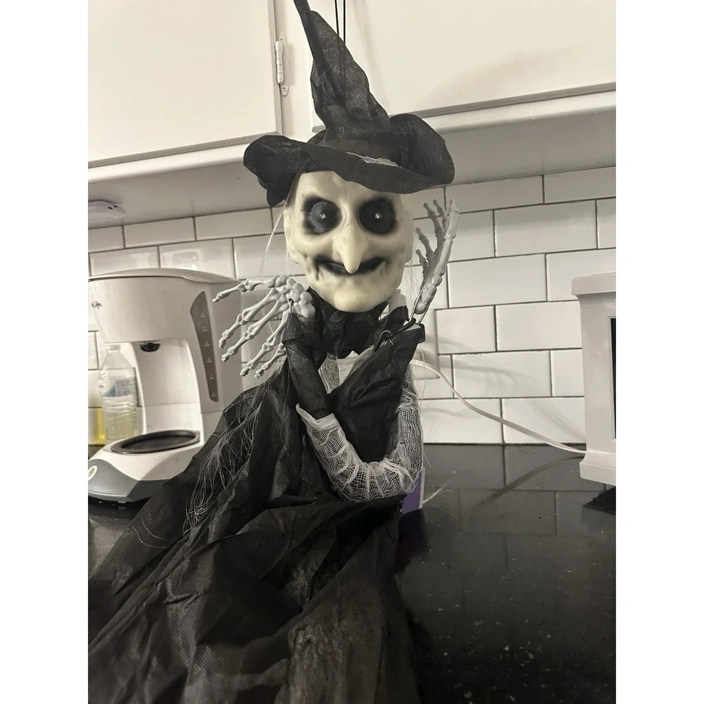 Hanging Witch Decor Halloween Decoration Outdoor‎ Sounds Lights